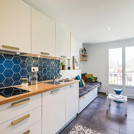 Le Smart & Cosy - Location Entier - 4 - Parking Gratuit Autour De La Copropriete- Wifi Fibre -gare A 20 Min Appartement