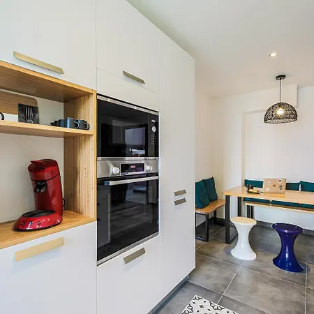 Le Smart & Cosy - Location Entier - 4 - Parking Gratuit Autour De La Copropriete- Wifi Fibre -gare A 20 Min Appartement