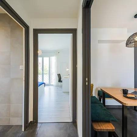Le Smart & Cosy - T4 Spacieux Et Tres Bien Equipe - 4 - Parking Gratuit - Wifi Fibre - Gare A 20 Min - Acces Centre Facile - Jusqu'a 8 Personnes * Grenoble