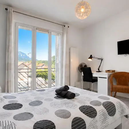 Le Smart & Cosy - Location Entier - 4 - Parking Gratuit Autour De La Copropriete- Wifi Fibre -gare A 20 Min Grenoble