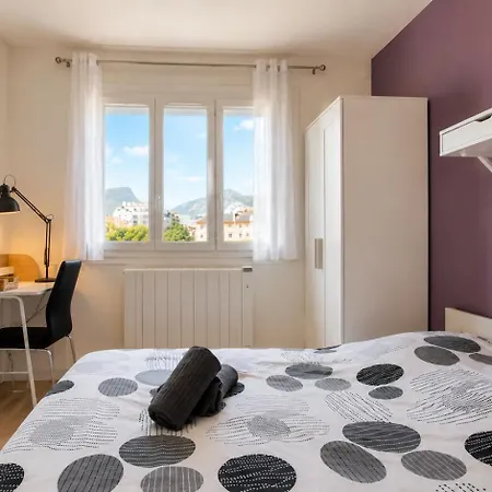 Le Smart & Cosy - Location Entier - 4 - Parking Gratuit Autour De La Copropriete- Wifi Fibre -gare A 20 Min